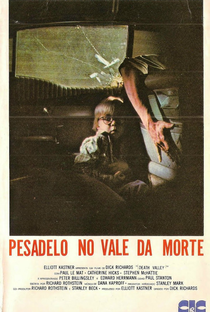 Pesadelo No Vale da Morte - Poster / Capa / Cartaz - Oficial 2