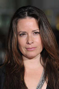 Holly Marie Combs - Poster / Capa / Cartaz - Oficial 3