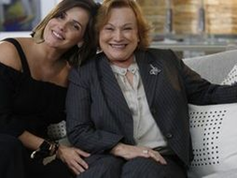 Foto 4 de Deborah Secco Apresenta 