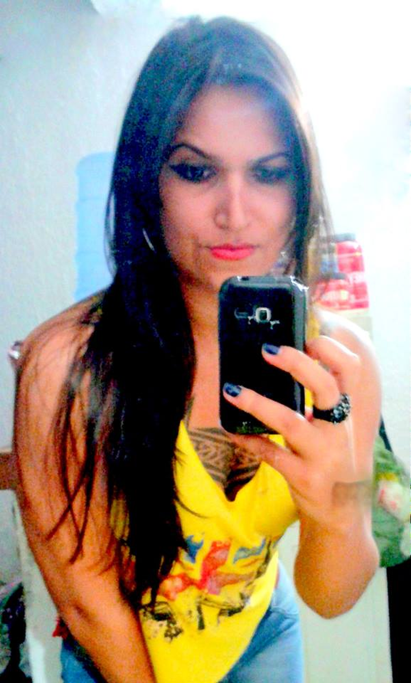 Thais Pena - Foto 1