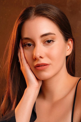 Beril Pozam (20 de Novembro de 1995) | Artista | Filmow