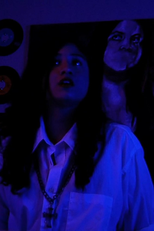 Don't Look Under the Bed (Don't Look Under the Bed)