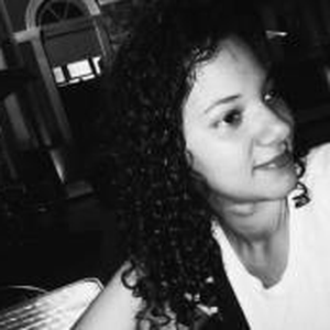 Foto de perfil de Larissa Rodrigues