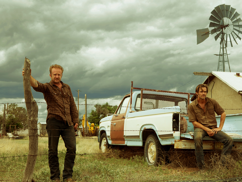 Foto 2 de A Qualquer Custo