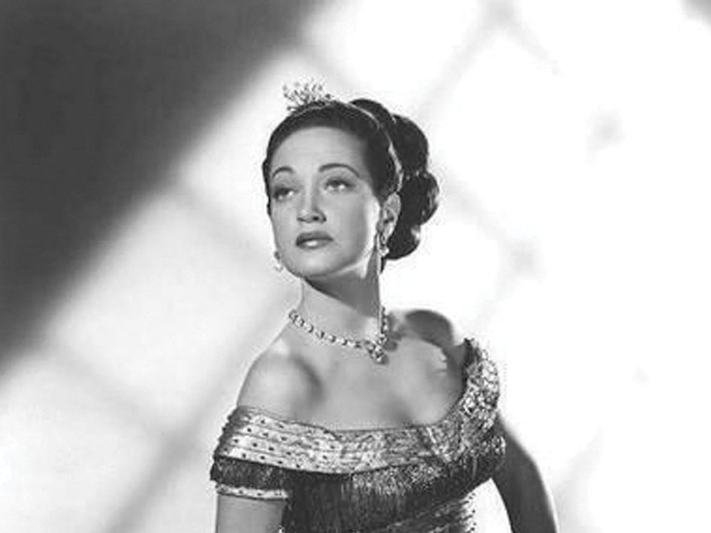 Foto 1 de Lulu Belle