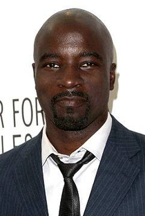 Mike Colter - Poster 1