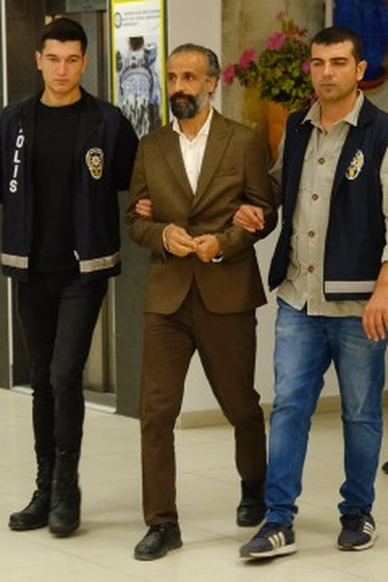 Poster de Episódio Karanlık Yol (2022)
