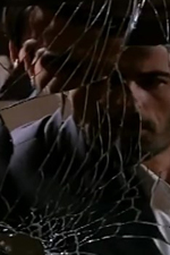Poster de Episódio 12. Bölüm (2006)