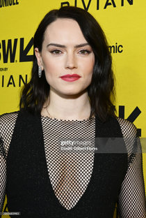 Daisy Ridley - Poster 1