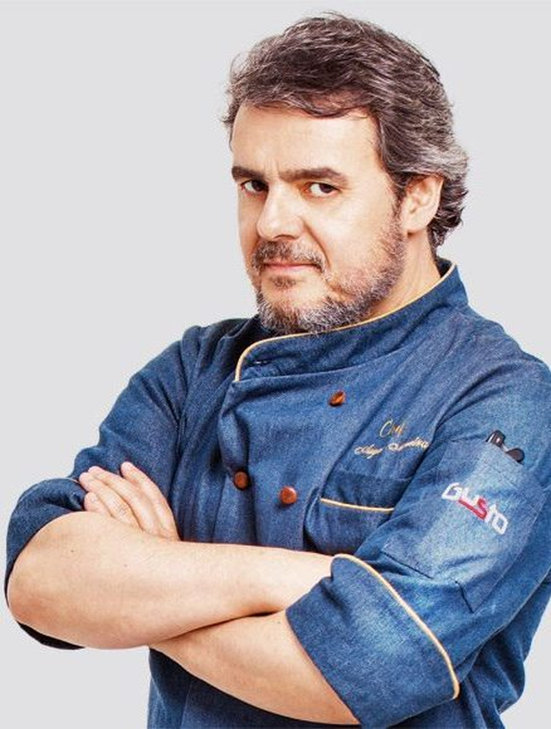 Cássio Gabus Mendes - Foto 1
