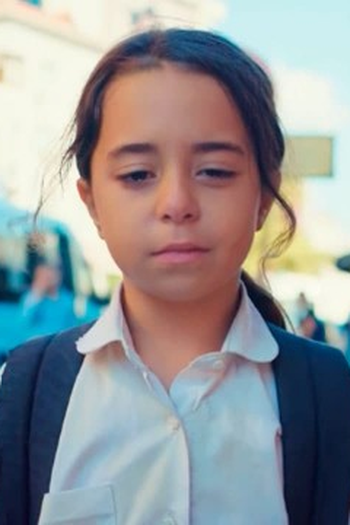 Poster de Episódio 3. Bölüm (2018)
