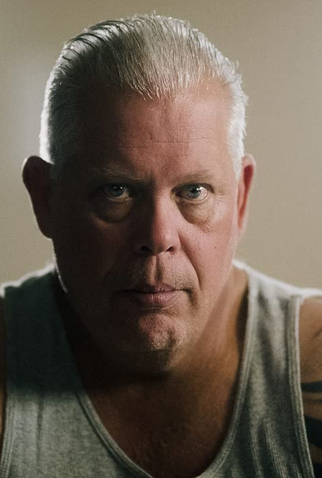 Poster 2 de Curta Stranger at the Gate (2022)