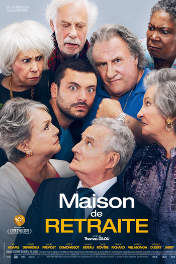  de Filme Um Asilo Fora do Comum (2022)