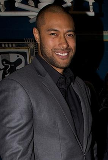 Uli Latukefu - Poster 1