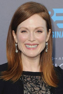 Julianne Moore - Poster 10