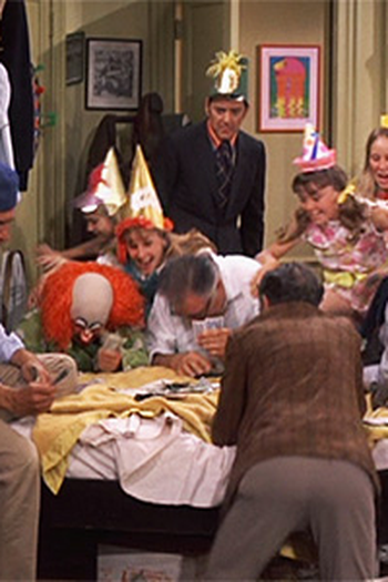Poster de Episódio Surprise, Surprise! (1971)