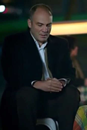 Poster de Episódio 10. Bölüm (2011)