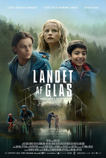 Land of Glass - Poster / Capa / Cartaz - Oficial 1