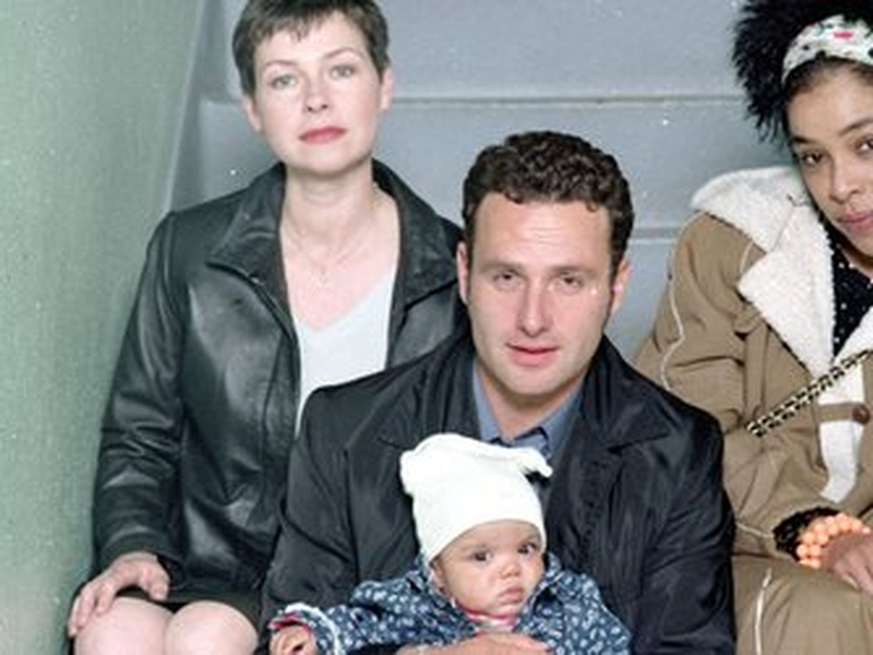 Foto 1 de Whose Baby? 