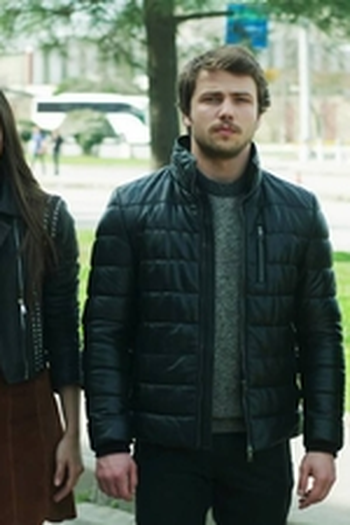 Poster de Episódio 35. Bölüm (2016)
