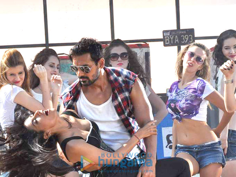 Foto 1 de I, Me, Aur Main