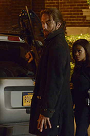 Poster de Episódio This Is War (2014)
