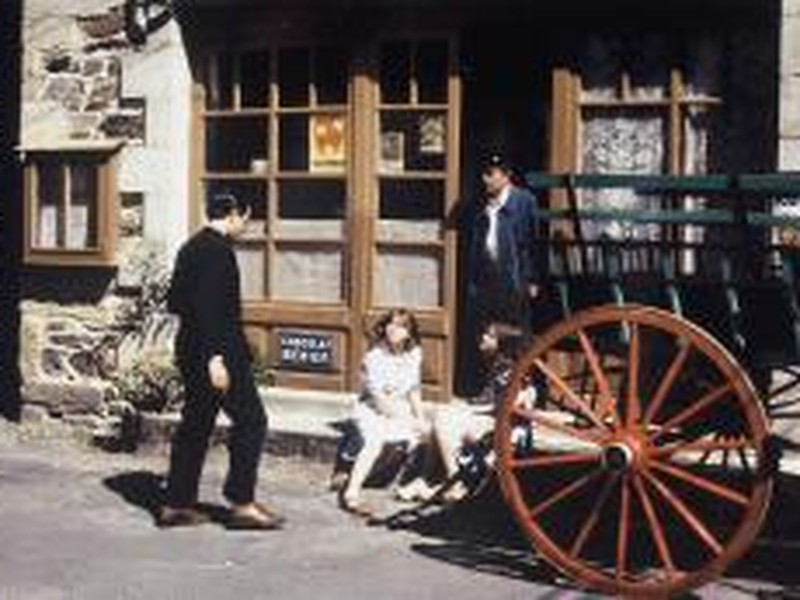 Foto 8 de L'adolescente