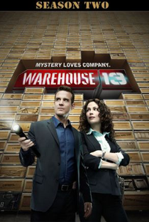 Warehouse 13  (2ª Temporada) - Poster / Capa / Cartaz - Oficial 1