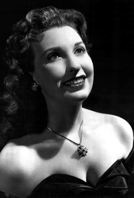 Julie Bennett (I)