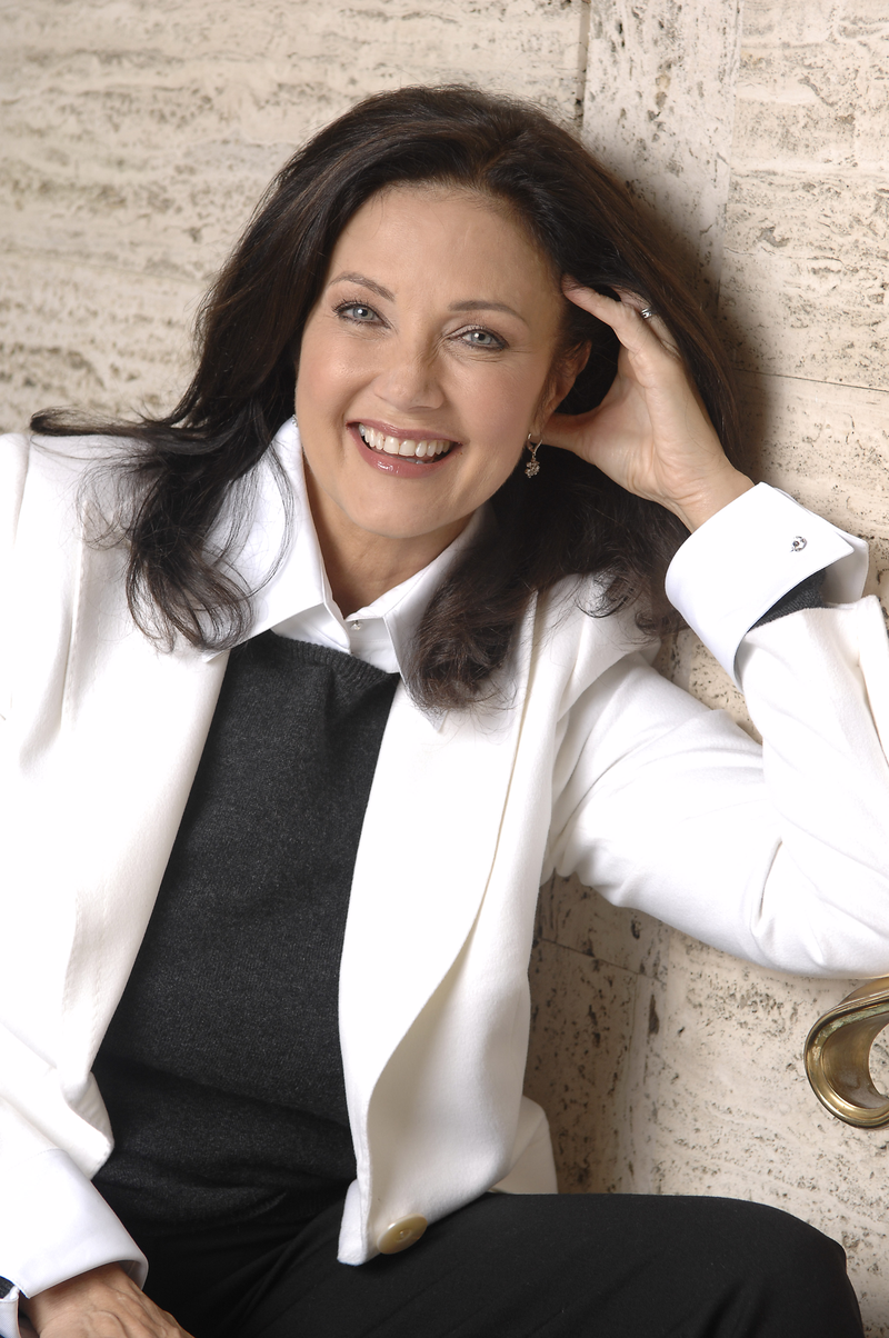 Lynda Carter - Foto 1