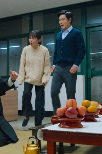 Poster de Episódio 제3회 (2021)