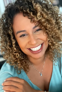 Karine Alves - Poster 1