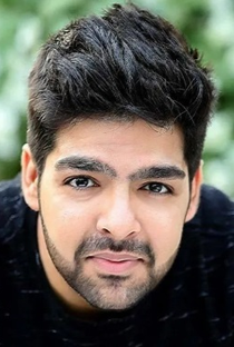 Akash Bathija - Poster 1