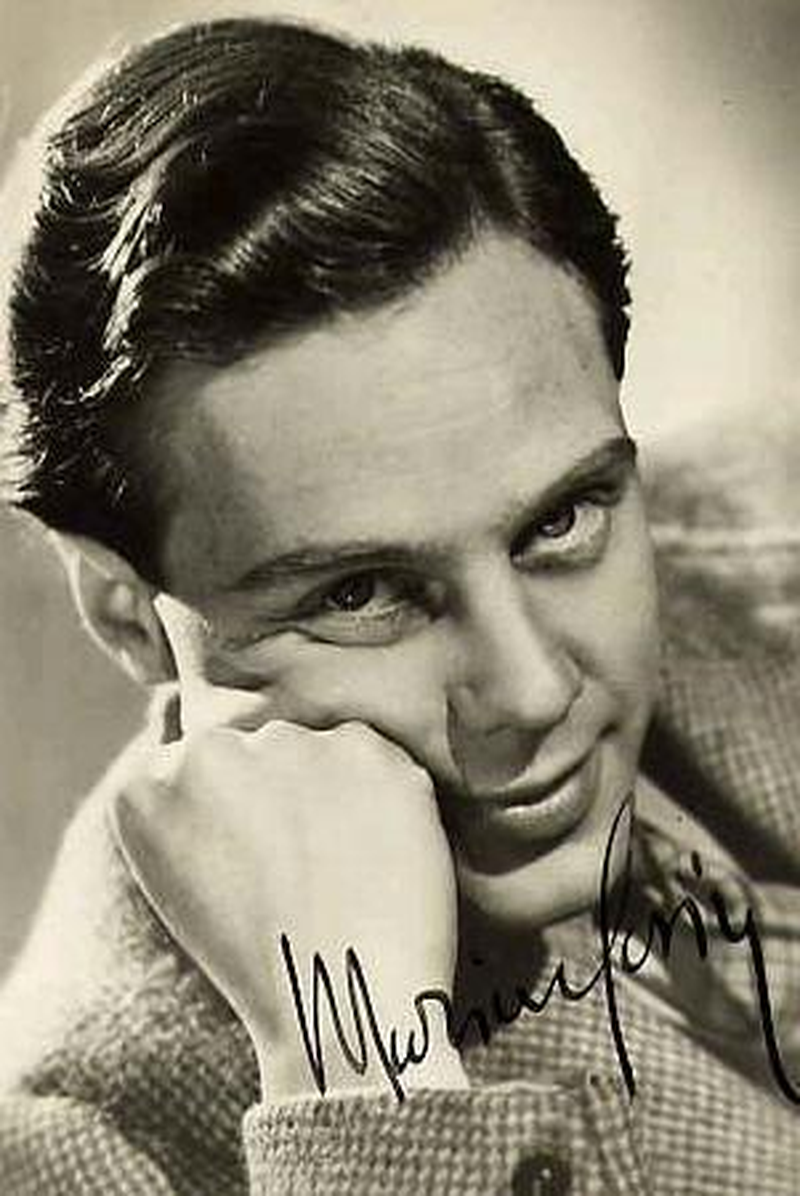 Marius Goring - Foto 1