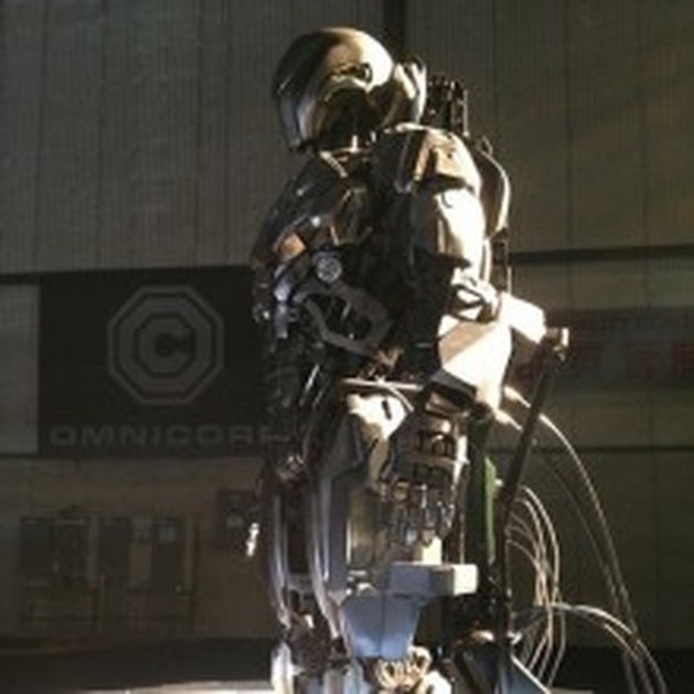Outra imagem de RoboCop, com direção de José Padilha, chega à rede