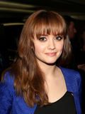 Olivia Cooke (II)
