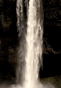 Into Water’s Vibration (Na vibración da auga)