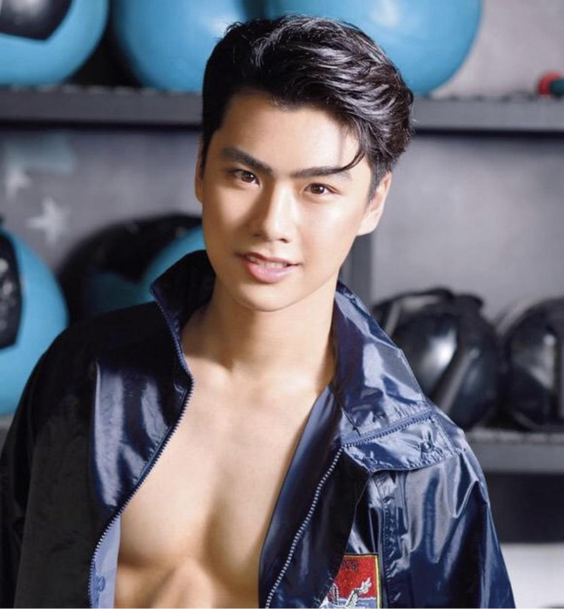 Ohm Pawat - Foto 1