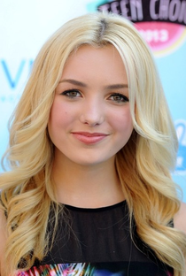 Peyton List (II) - Poster 4