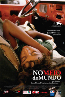 No Meio do Mundo - Poster / Capa / Cartaz - Oficial 1