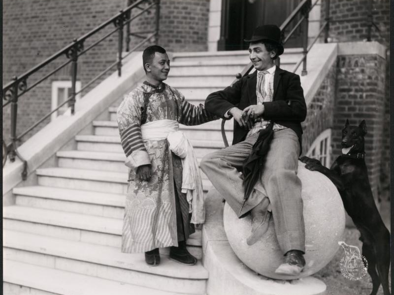 Foto 7 de Four-legged Sherlock Holmes