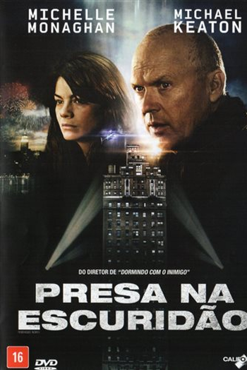  de Filme Presa na Escuridão (2013)