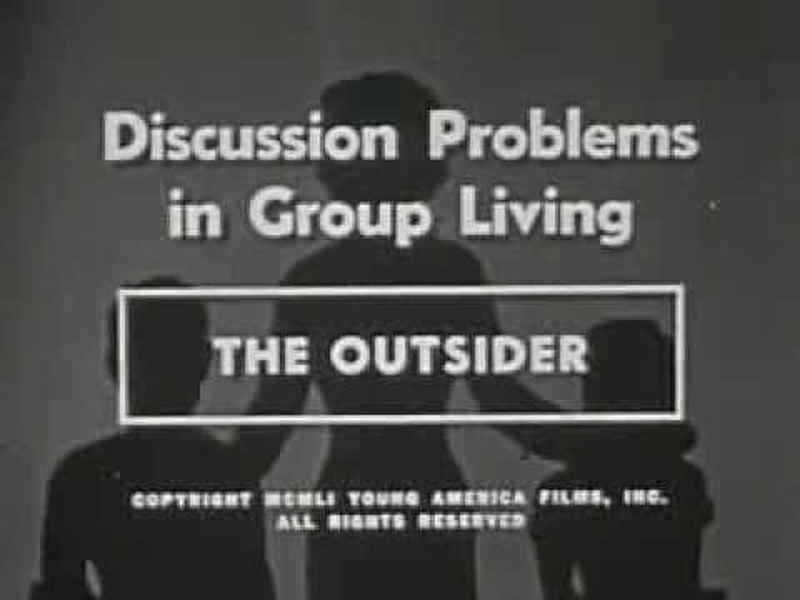 Foto 1 de The Outsider