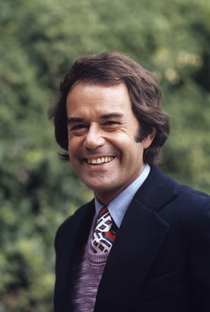 Laurence Luckinbill - Poster / Capa / Cartaz - Oficial 1