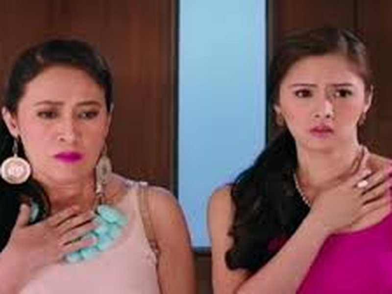 Foto 6 de Past Tense