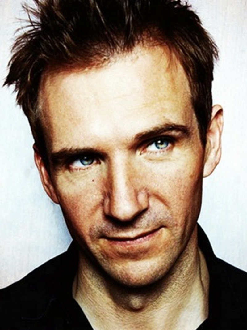 Ralph Fiennes - Foto 20