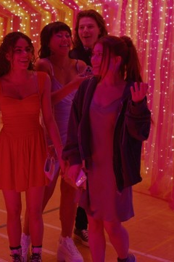 Poster de Episódio Friends Can Dance (2025)