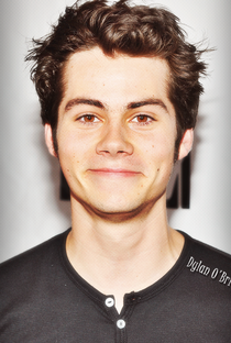 Dylan O'Brien - Poster / Capa / Cartaz - Oficial 1