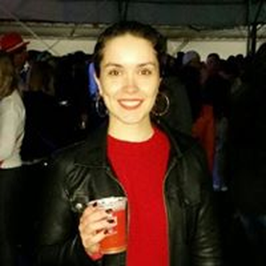 Foto de perfil de Cláudia
