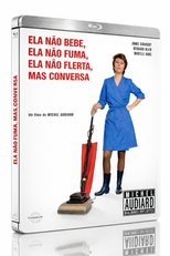 Ela não bebe, não fuma, não flerta... Mas conversa (Elle boit pas, elle fume pas, elle drague pas, mais... elle cause!)